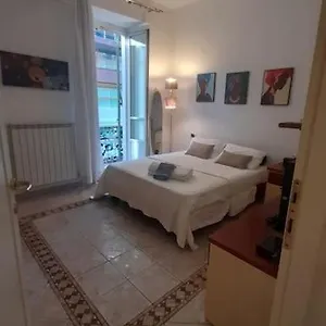 https://alloggio-centralissimo.hotelitalianriviera.com